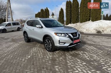 Внедорожник / Кроссовер Nissan Rogue 2018 в Кременце