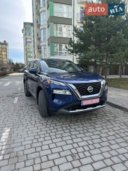 Позашляховик / Кросовер Nissan Rogue 2021 в Івано-Франківську