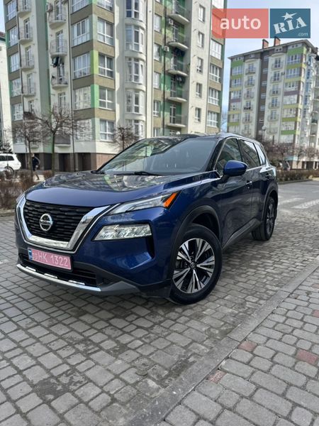 Позашляховик / Кросовер Nissan Rogue 2021 в Івано-Франківську