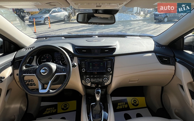 Внедорожник / Кроссовер Nissan Rogue 2018 в Львове