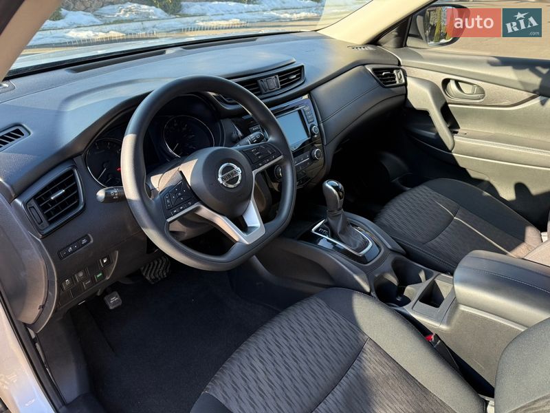 Внедорожник / Кроссовер Nissan Rogue 2019 в Киеве
