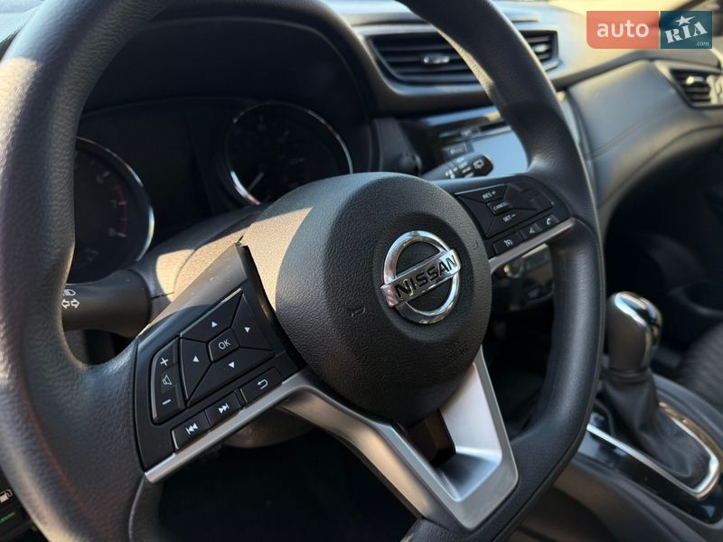 Внедорожник / Кроссовер Nissan Rogue 2019 в Киеве