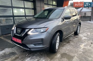 Внедорожник / Кроссовер Nissan Rogue 2017 в Львове