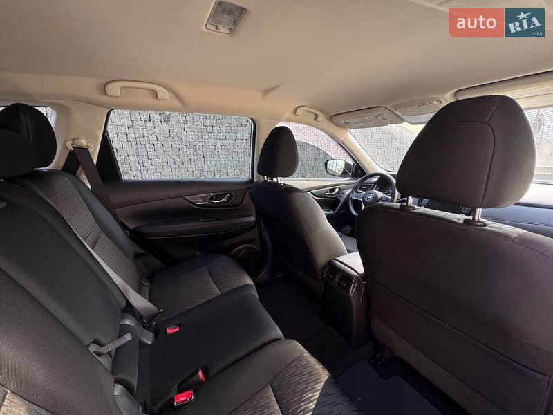 Внедорожник / Кроссовер Nissan Rogue 2018 в Луцке