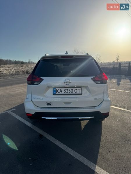 Внедорожник / Кроссовер Nissan Rogue 2018 в Киеве