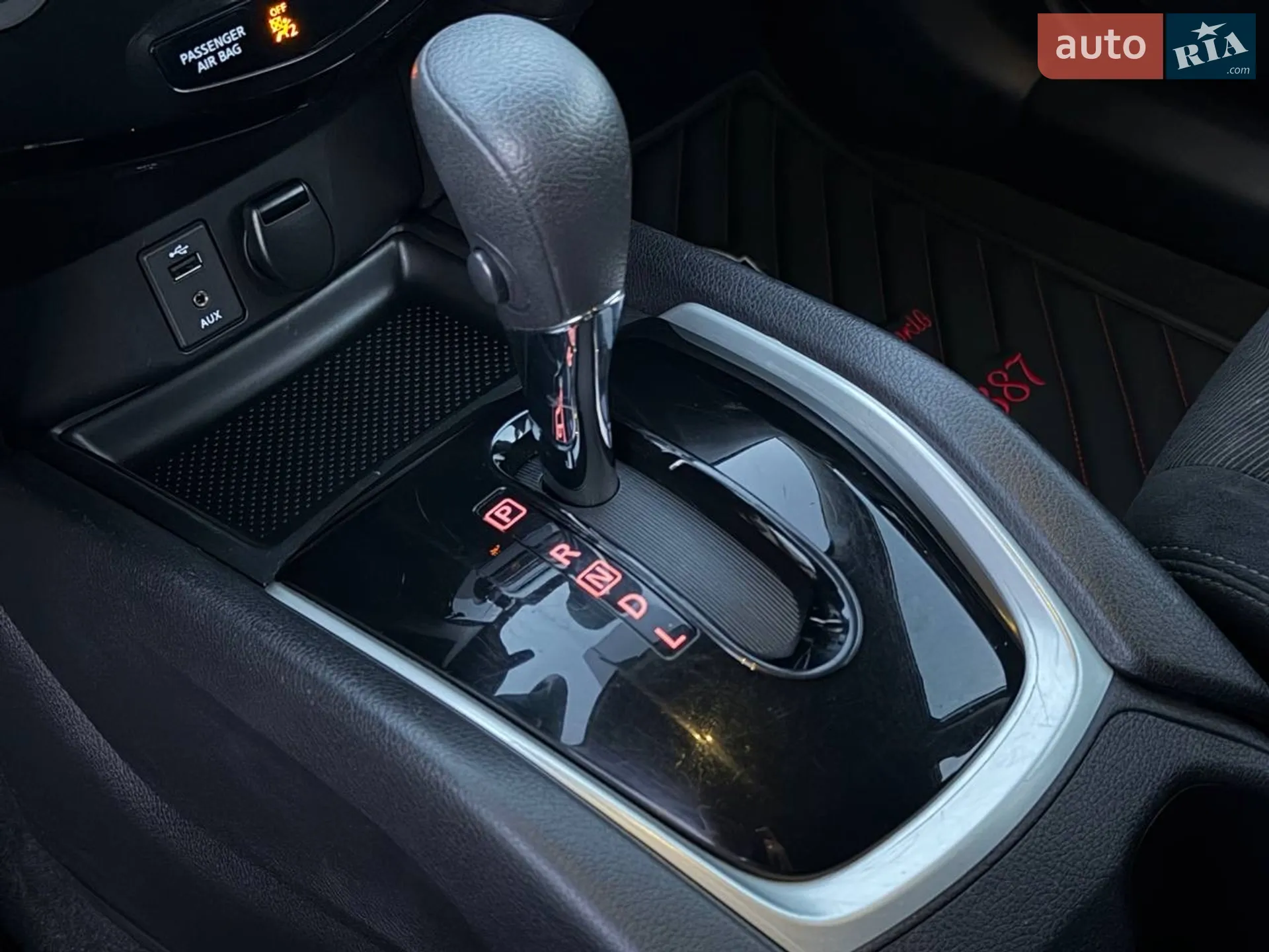 2015 Nissan Rogue - мініатюра 35