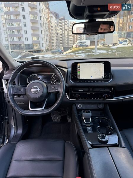 Внедорожник / Кроссовер Nissan Rogue 2023 в Тернополе