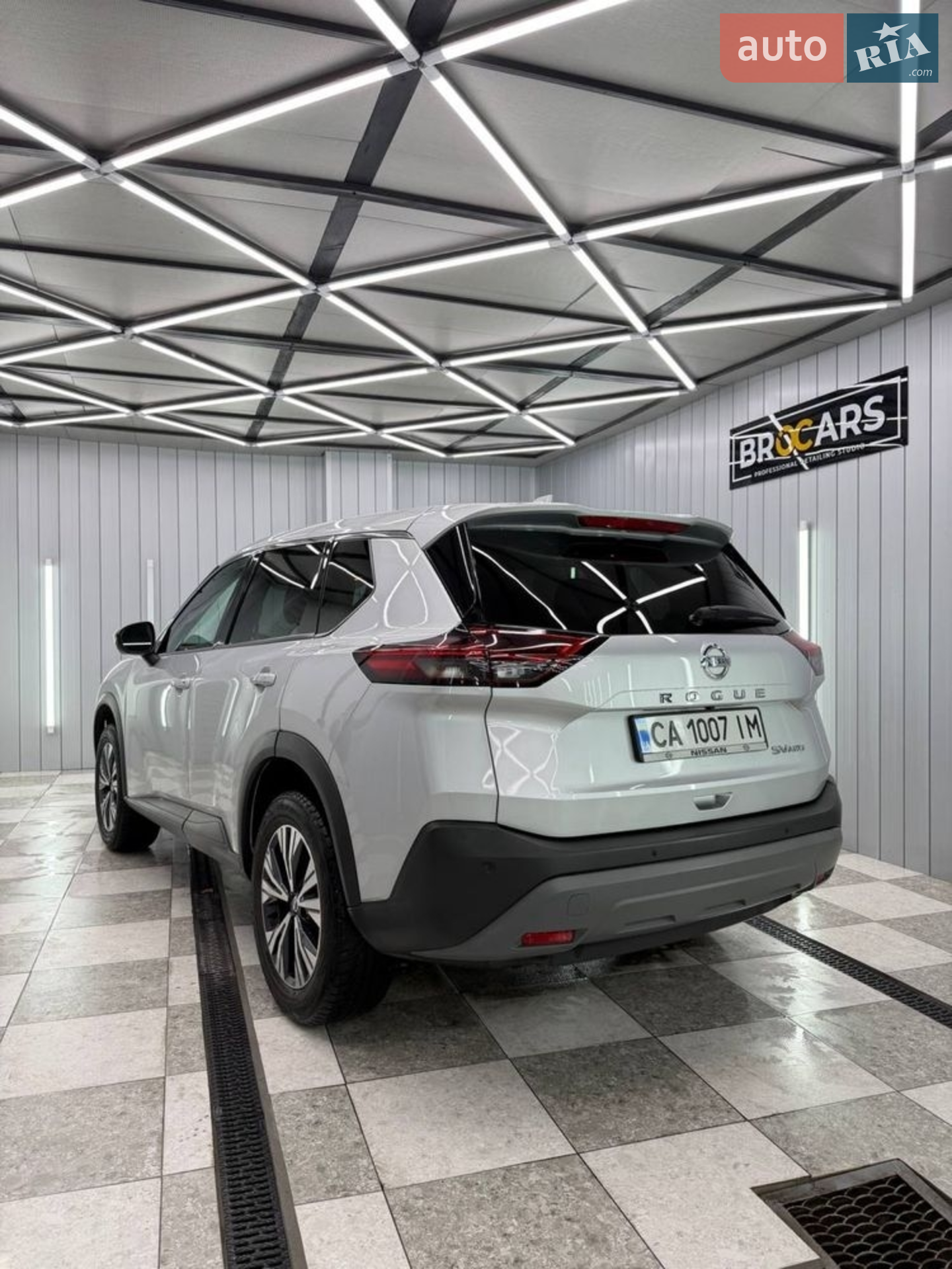 2021 Nissan Rogue - мініатюра 2