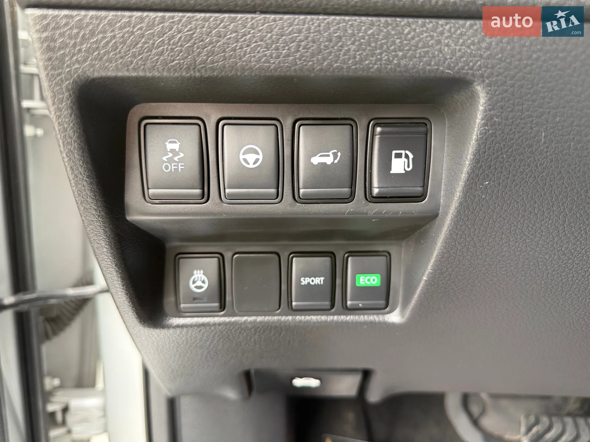 2019 Nissan Rogue - мініатюра 31
