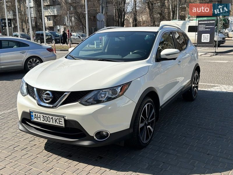 Внедорожник / Кроссовер Nissan Rogue 2017 в Одессе