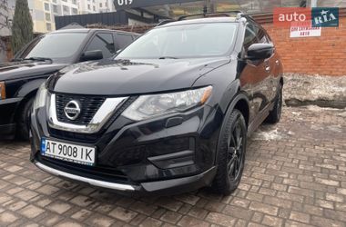Позашляховик / Кросовер Nissan Rogue 2017 в Івано-Франківську