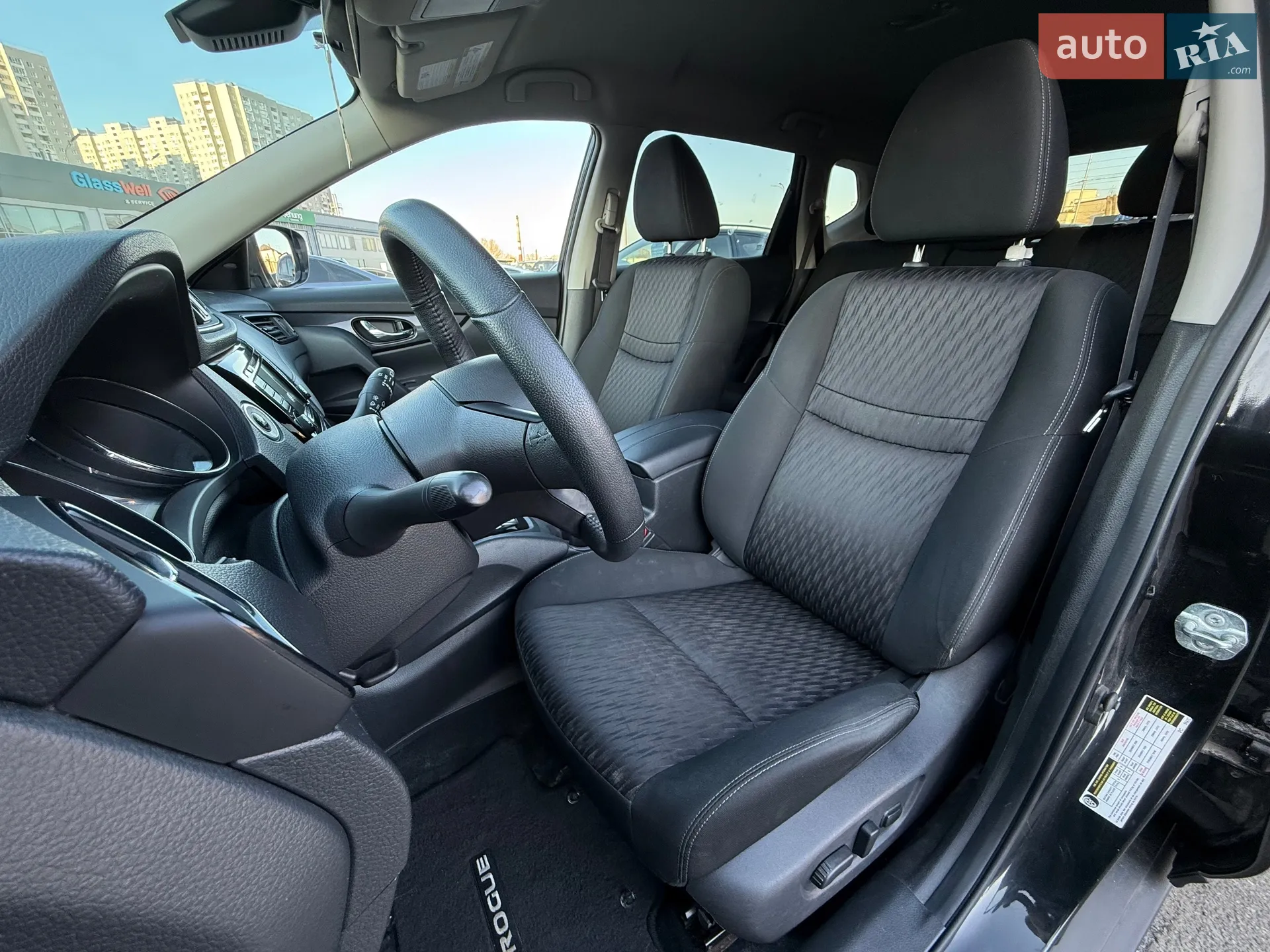 2019 Nissan Rogue - мініатюра 18