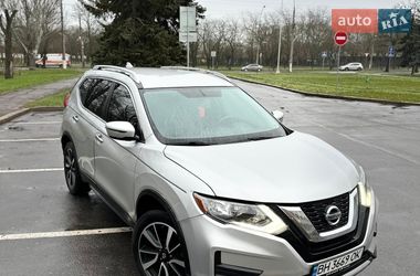 Позашляховик / Кросовер Nissan Rogue 2016 в Миколаєві