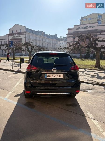 Внедорожник / Кроссовер Nissan Rogue 2018 в Киеве
