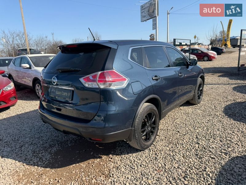 Внедорожник / Кроссовер Nissan Rogue 2016 в Ивано-Франковске