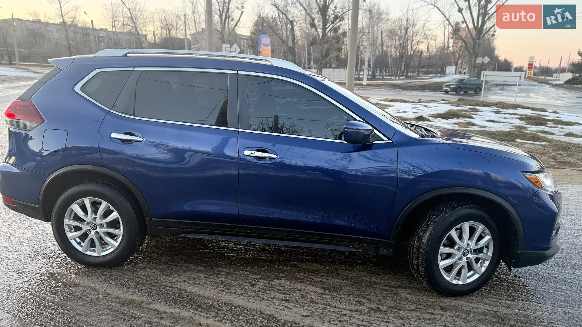 2017 Nissan Rogue - мініатюра 5