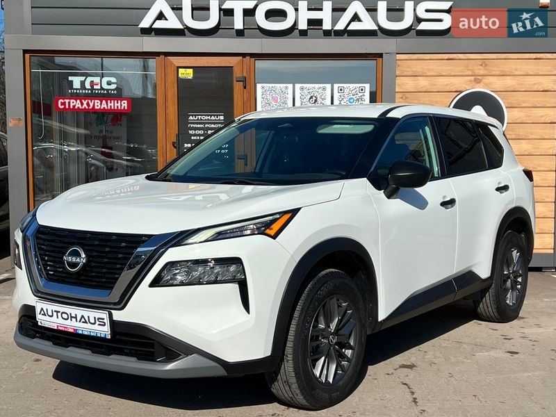 Внедорожник / Кроссовер Nissan Rogue 2023 в Житомире