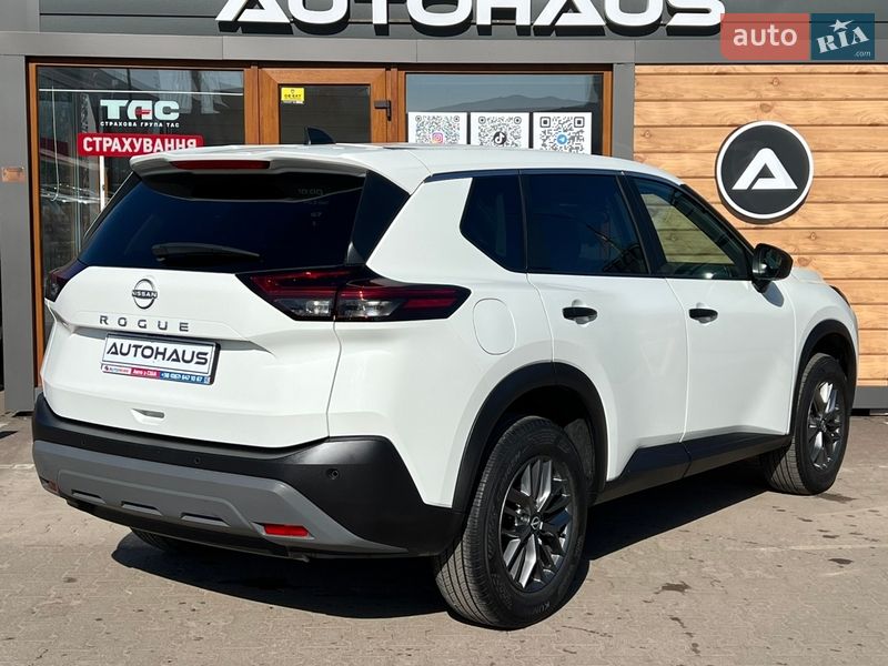 Внедорожник / Кроссовер Nissan Rogue 2023 в Житомире