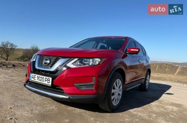 Позашляховик / Кросовер Nissan Rogue 2016 в Дніпрі