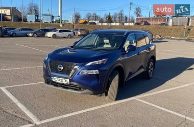 Позашляховик / Кросовер Nissan Rogue 2021 в Львові