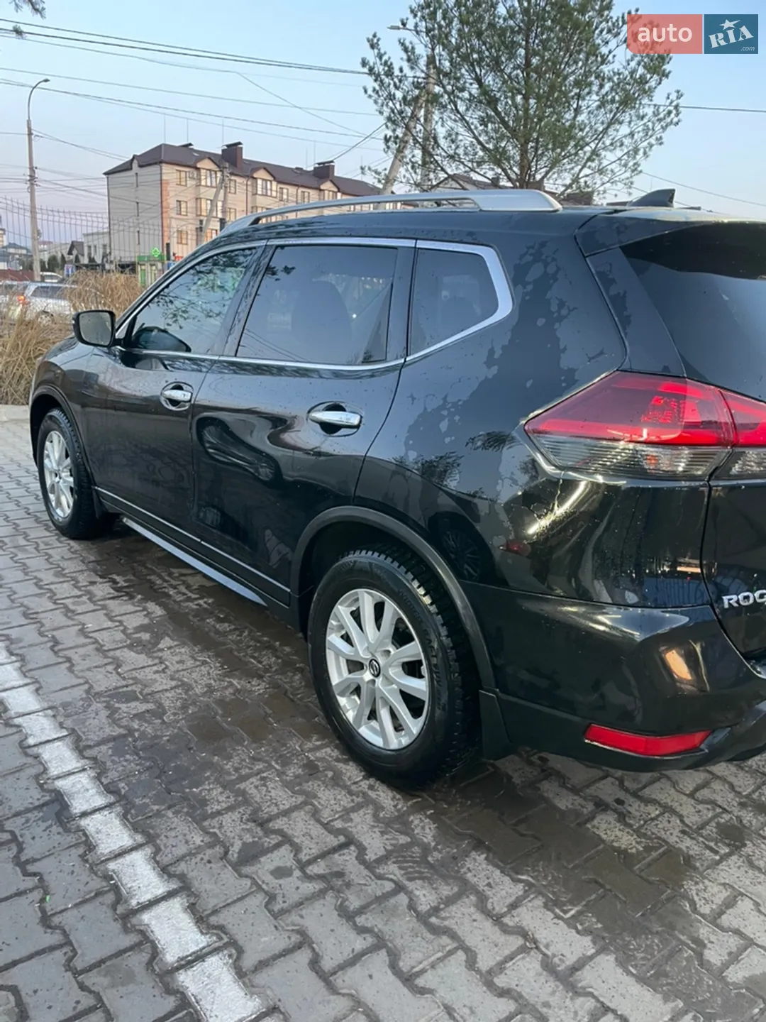 2019 Nissan Rogue - мініатюра 2