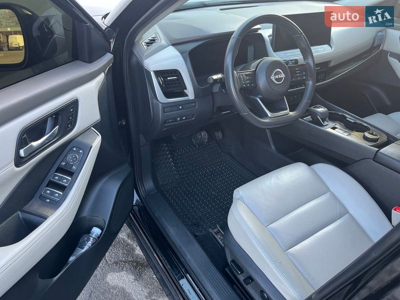 Внедорожник / Кроссовер Nissan Rogue 2024 в Полтаве