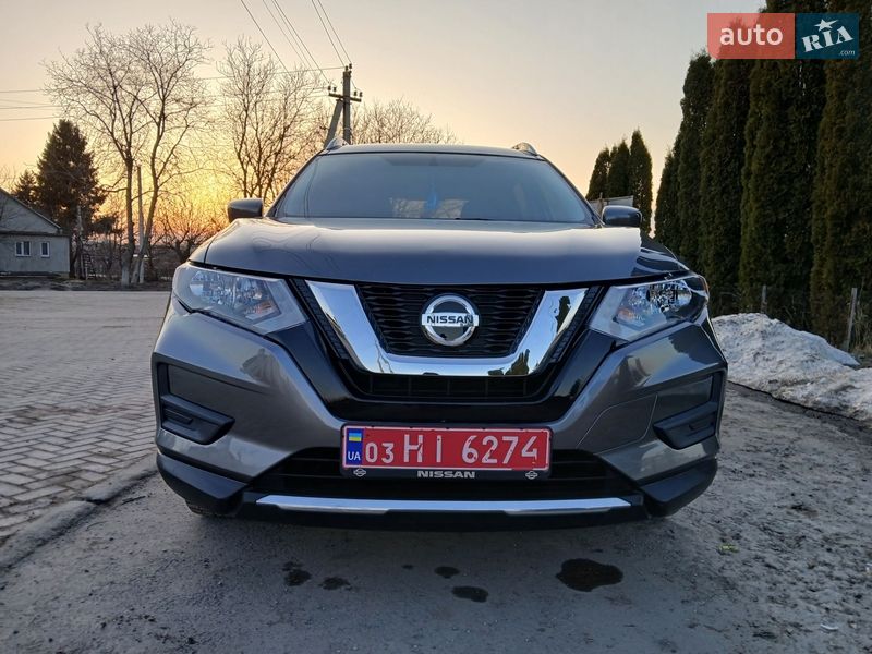 Внедорожник / Кроссовер Nissan Rogue 2018 в Кременце