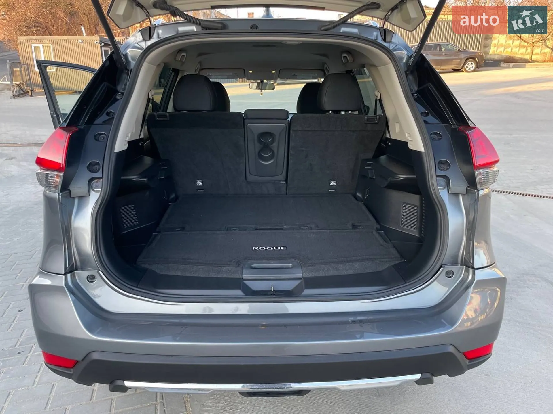 2017 Nissan Rogue - мініатюра 19