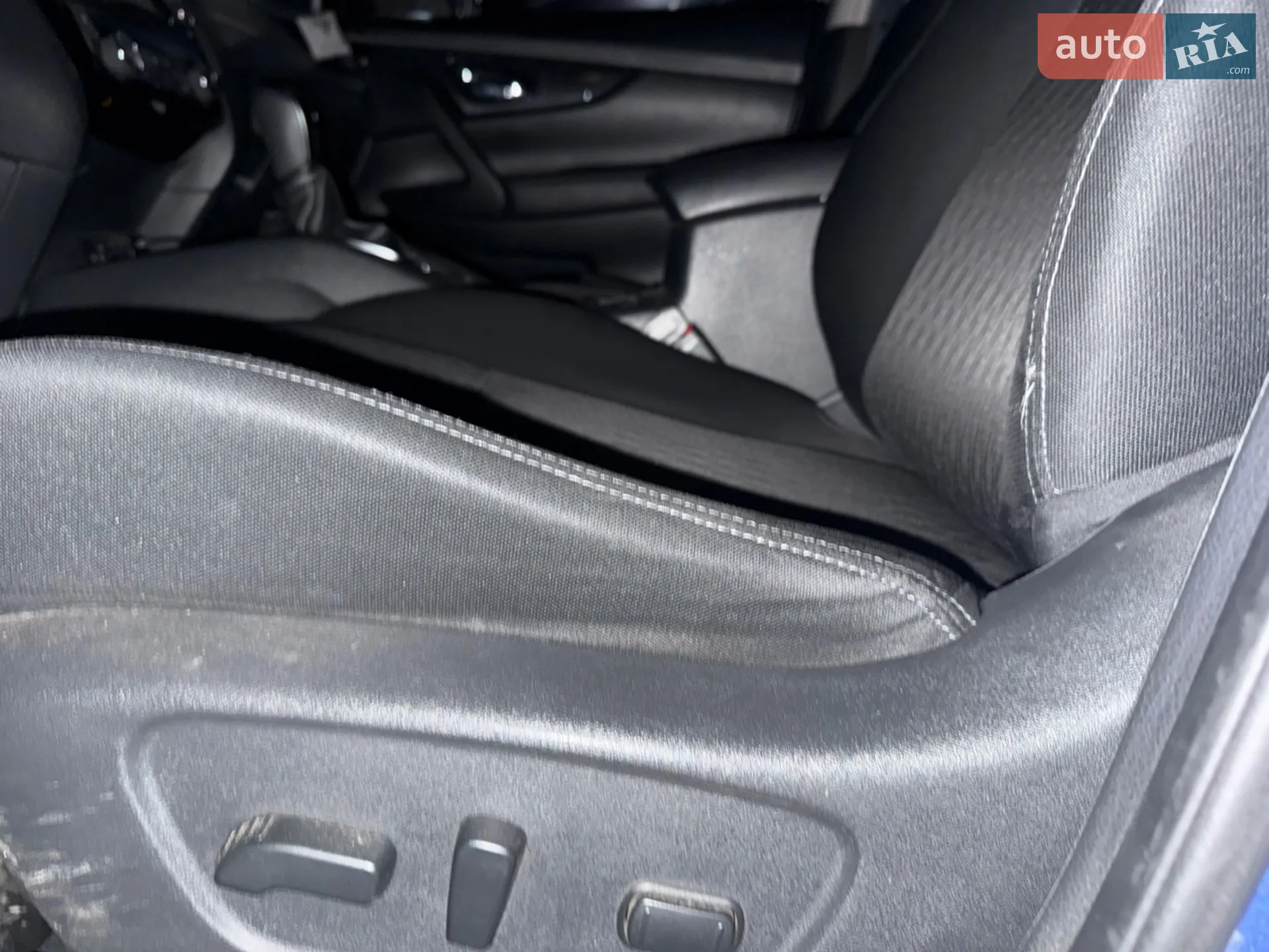 2017 Nissan Rogue - мініатюра 6