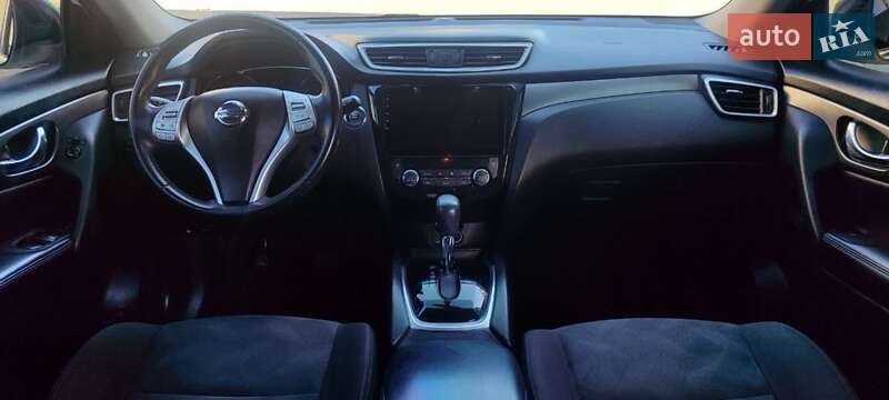 Внедорожник / Кроссовер Nissan Rogue 2016 в Днепре