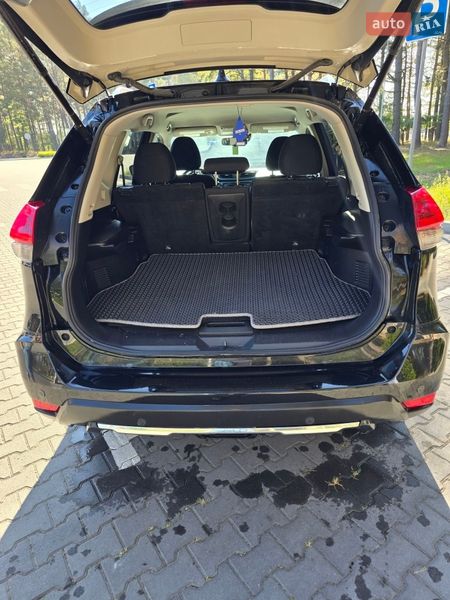 Позашляховик / Кросовер Nissan Rogue 2019 в Маневичах