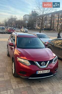 Внедорожник / Кроссовер Nissan Rogue 2016 в Киеве