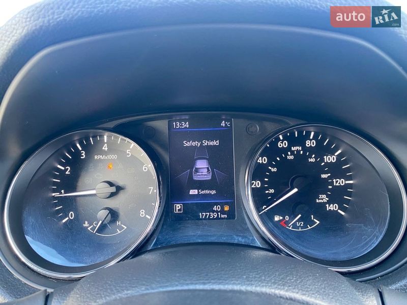 Внедорожник / Кроссовер Nissan Rogue 2018 в Житомире