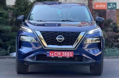 Внедорожник / Кроссовер Nissan Rogue 2023 в Тернополе