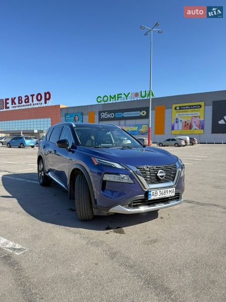 Внедорожник / Кроссовер Nissan Rogue 2023 в Полтаве