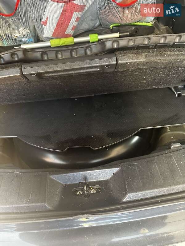 Внедорожник / Кроссовер Nissan Rogue 2015 в Днепре