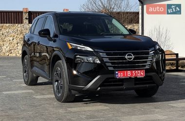 Внедорожник / Кроссовер Nissan Rogue 2025 в Ровно