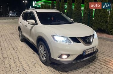 Внедорожник / Кроссовер Nissan Rogue 2015 в Кременчуге