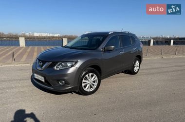 Внедорожник / Кроссовер Nissan Rogue 2015 в Киеве