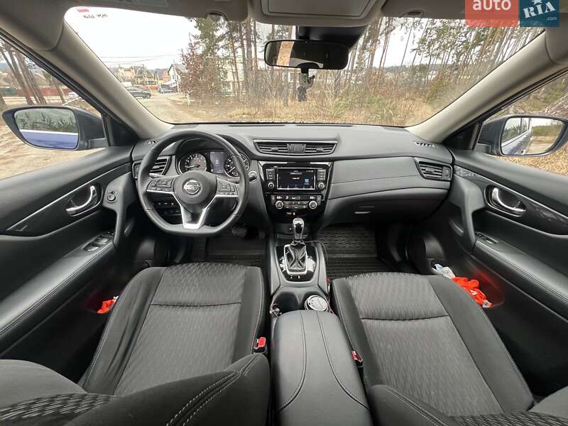 Позашляховик / Кросовер Nissan Rogue 2019 в Києві