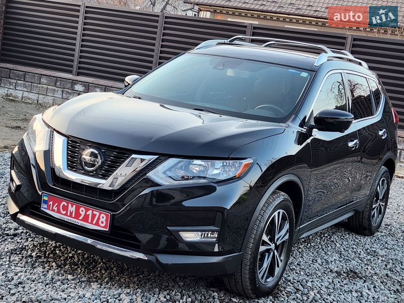 Внедорожник / Кроссовер Nissan Rogue 2019 в Виннице