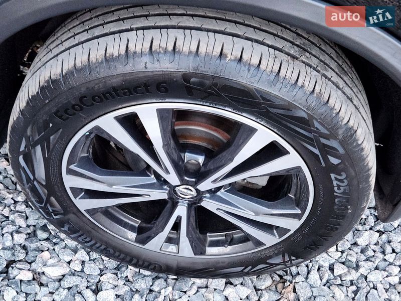 Внедорожник / Кроссовер Nissan Rogue 2019 в Виннице