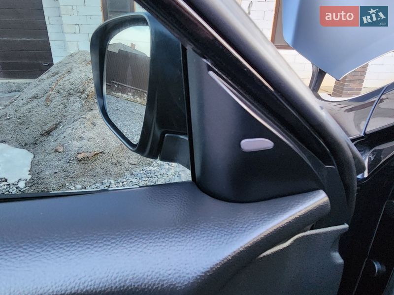 Внедорожник / Кроссовер Nissan Rogue 2019 в Виннице