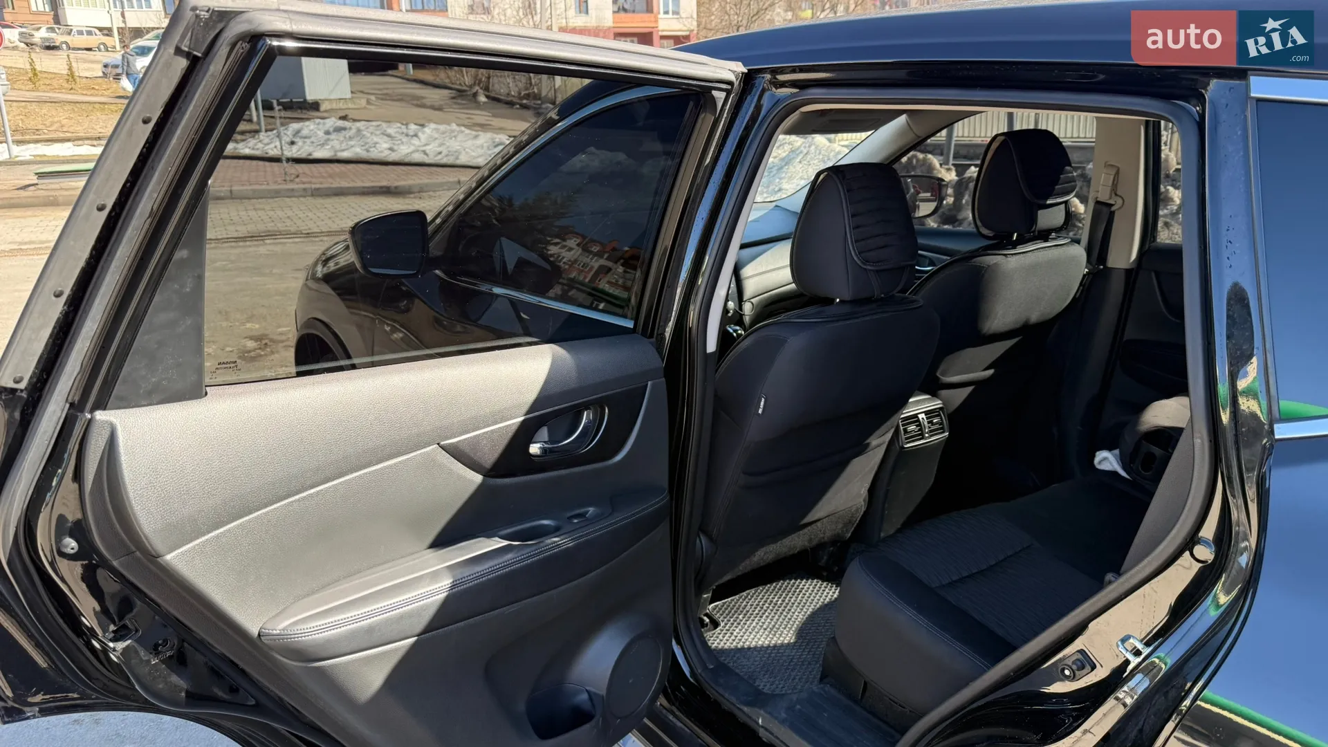 2017 Nissan Rogue - мініатюра 12