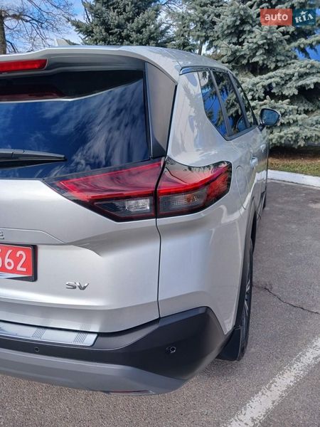 Внедорожник / Кроссовер Nissan Rogue 2023 в Броварах