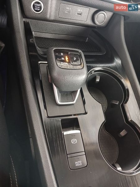 Внедорожник / Кроссовер Nissan Rogue 2023 в Броварах