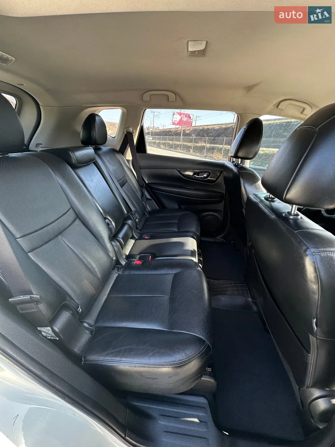 2016 Nissan Rogue - мініатюра 15