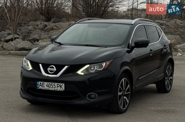 Внедорожник / Кроссовер Nissan Rogue 2017 в Днепре
