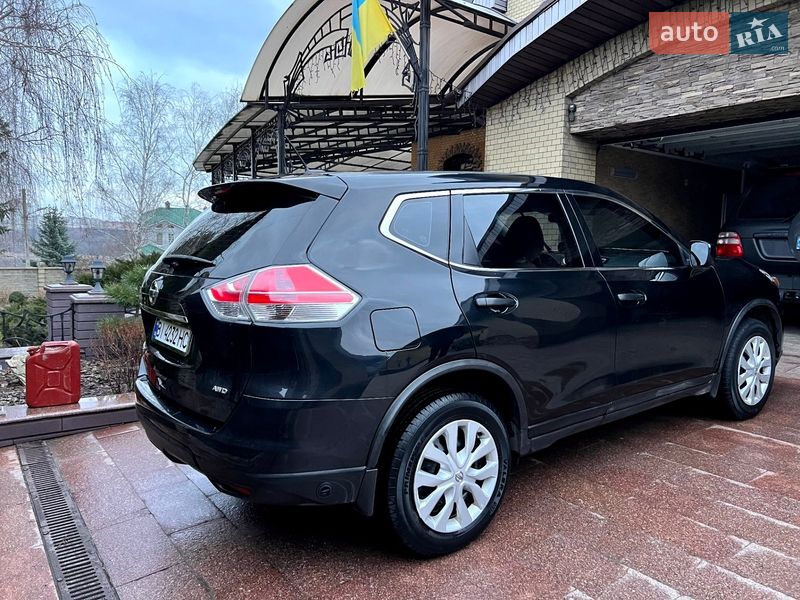 Позашляховик / Кросовер Nissan Rogue 2016 в Полтаві