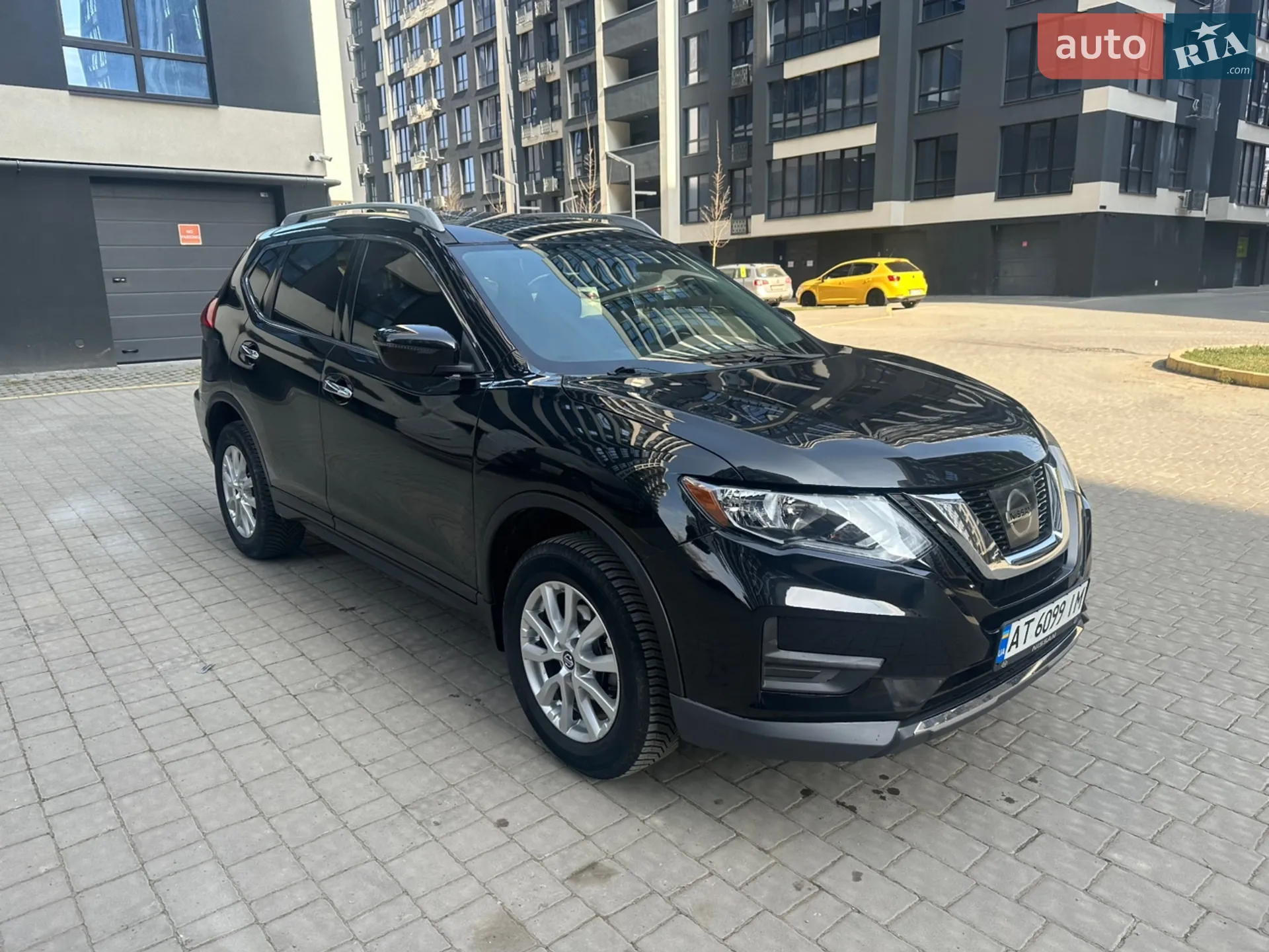 2017 Nissan Rogue - мініатюра 13